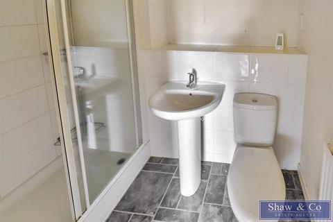 2 bedroom flat for sale, Academy Place, Isleworth TW7