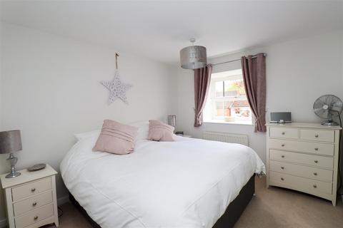 9 Decouttere Close, Church Crookham, Fleet, GU52 0UR