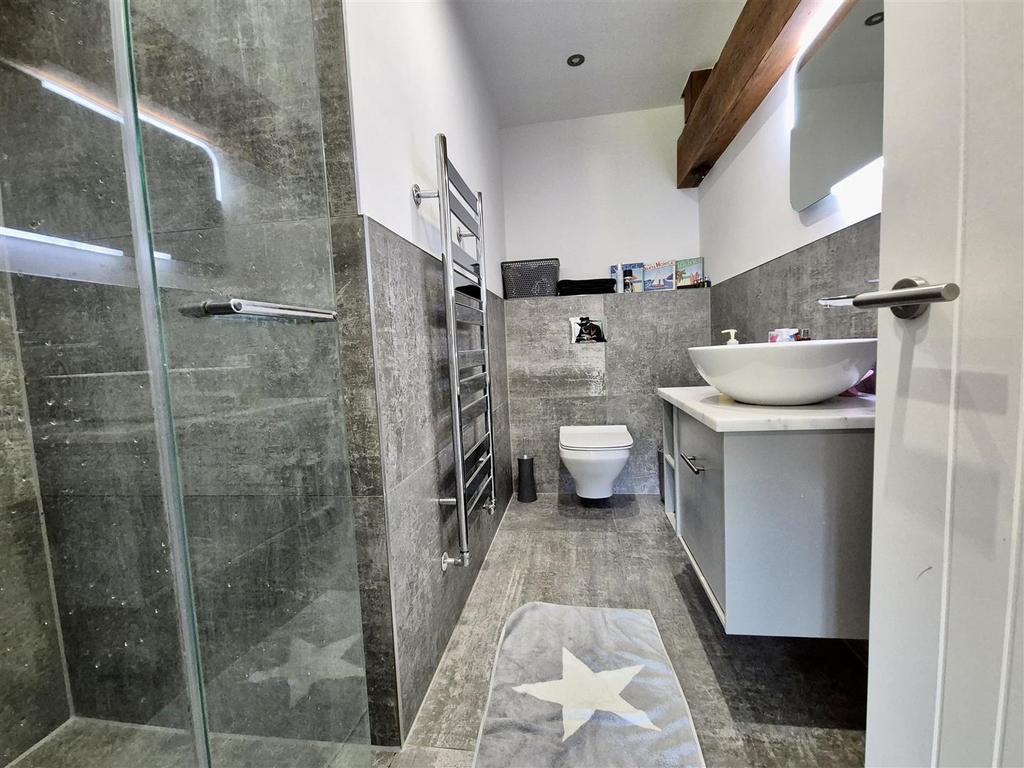 En suite shower/wc