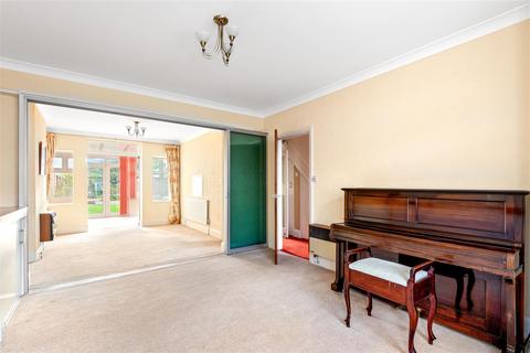 60 Hogarth Gardens, Hounslow, TW5 0QT