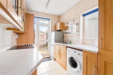 60 Hogarth Gardens, Hounslow, TW5 0QT