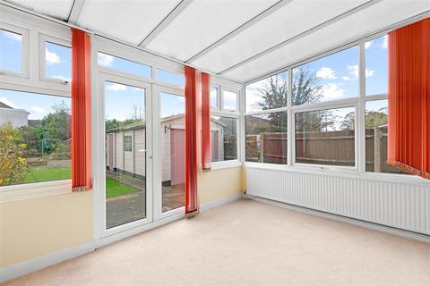 60 Hogarth Gardens, Hounslow, TW5 0QT