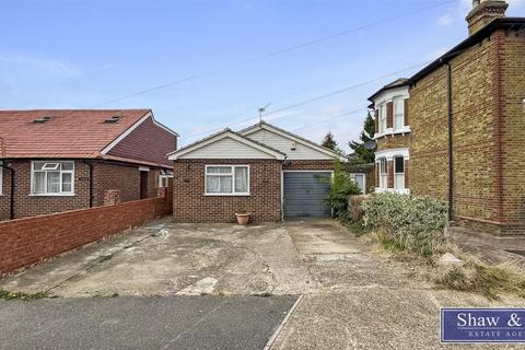 23 Tachbrook Road, Feltham, TW14 9PD