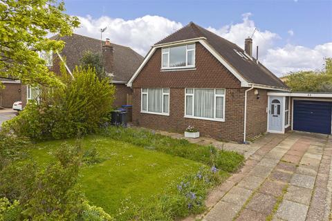 3 bedroom chalet for sale, Cumberland Avenue, Goring-By-Sea