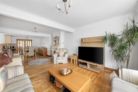 4 bedroom house for sale, Munster Avenue, Hounslow TW4