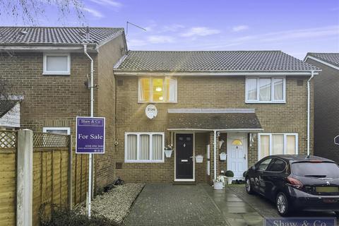 2 bedroom terraced house for sale, Beaulieu Close, Hounslow TW4