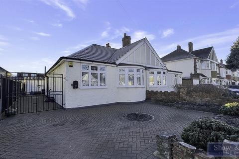 9 Pembridge Avenue, Twickenham, TW2 6AE