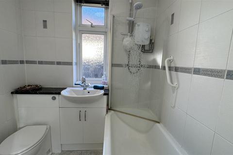 9 Pembridge Avenue, Twickenham, TW2 6AE