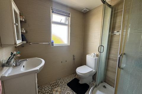 21 Park Close, Hounslow, TW3 2HN