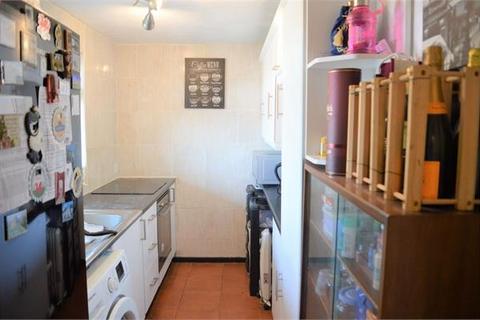 60 Harris Close, Hounslow, TW3 4JU