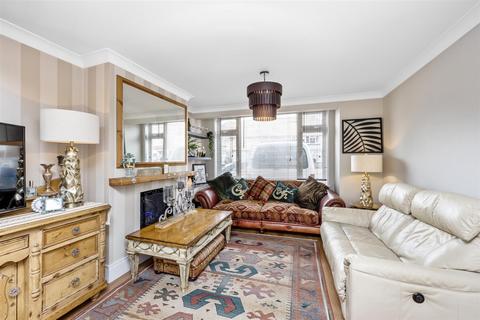 118 Marlowe Road, Worthing, BN14 8EZ