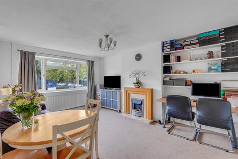 23 Mogden Lane, Isleworth, TW7 7LE