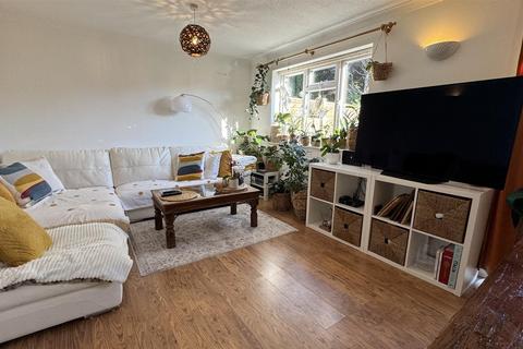 9 Frays Close, West Drayton, UB7 7NH