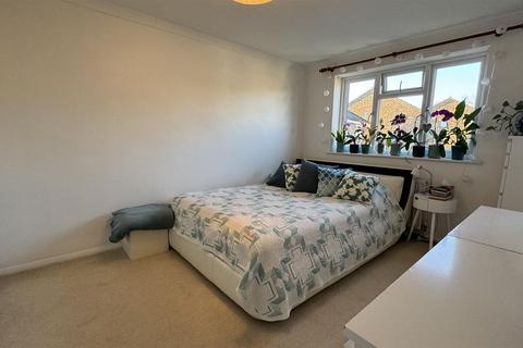 9 Frays Close, West Drayton, UB7 7NH