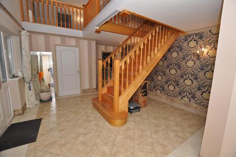 4 bedroom house for sale, St. Clears, Carmarthen
