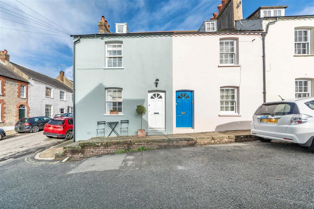 orchard-place-arundel-2-bed-end-of-terrace-house-450-000