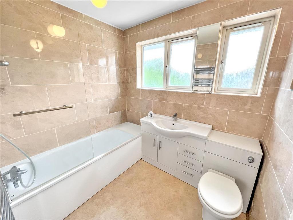 Bathroom copy.jpg