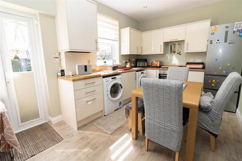 3 bedroom terraced house for sale, Holystone Crescent, Newcastle Upon Tyne