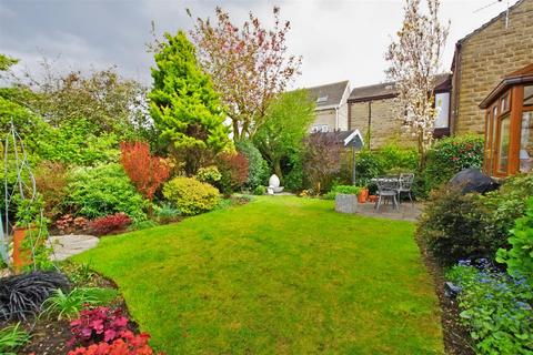 4 bedroom detached house for sale, Fall Spring Green, Stainland