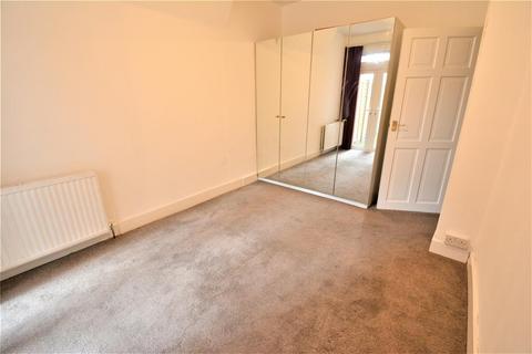 50 Adelaide Terrace, Brentford, TW8 9PQ