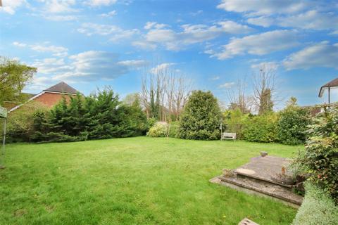 Beeches Ermyn Way, Leatherhead, KT22 8TW