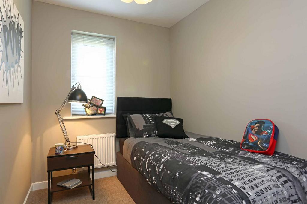 (10) Bedroom 2.jpg