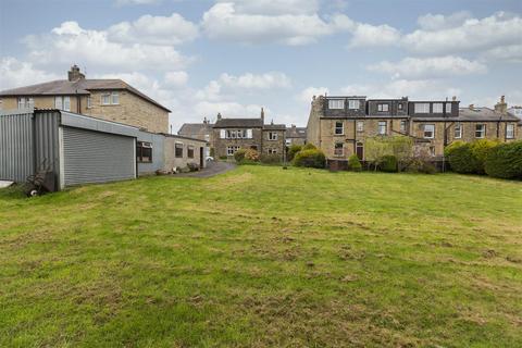 3 bedroom country house for sale, Bradshaw Road, Honley, Holmfirth