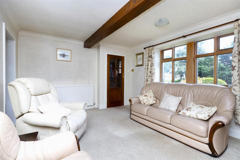 3 bedroom country house for sale, Bradshaw Road, Honley, Holmfirth
