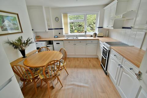 2 bedroom flat for sale, Princes Road, Ferndown, BH22