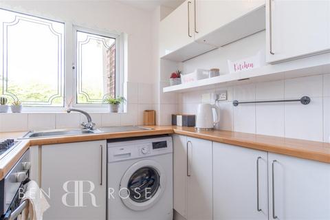 83 Barleyfield, Bamber Bridge, Preston, PR5 8JJ