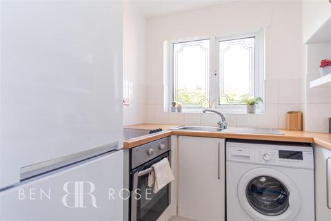 83 Barleyfield, Bamber Bridge, Preston, PR5 8JJ