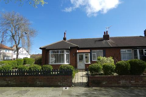 2 bedroom bungalow for sale, Roxby Gardens, North Shields