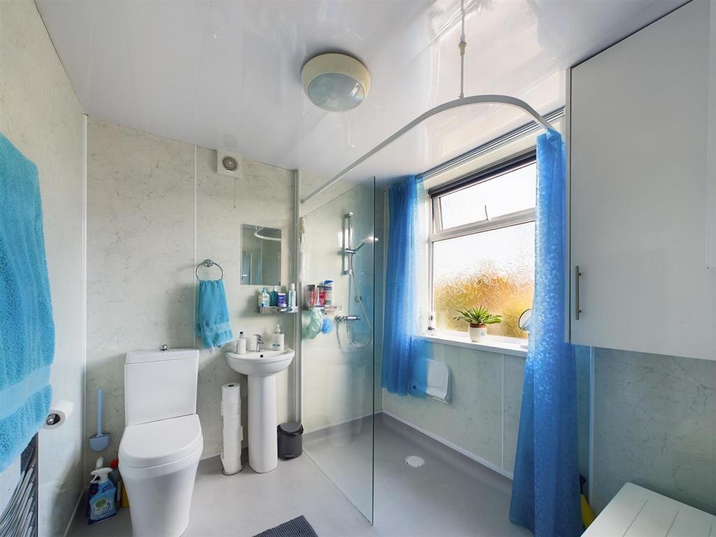 Shower.jpg
