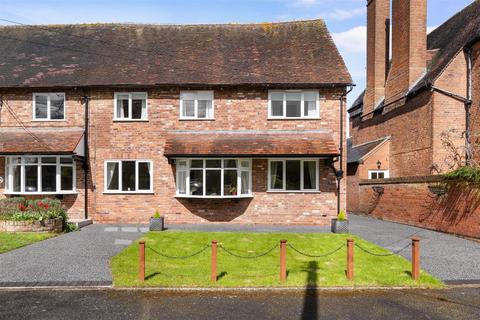 3 bedroom barn conversion for sale, Church Lane, Hallow, Worcester