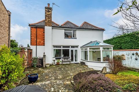 4 bedroom detached house for sale, Dorking Road, Epsom