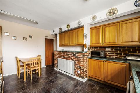 4 bedroom detached house for sale, Dorking Road, Epsom