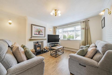 4 bedroom semi-detached house for sale, Harvest Road, Bushey WD23