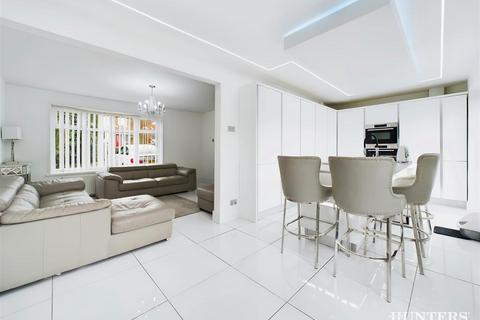 81 Castledene Road, Consett, DH8 7HH