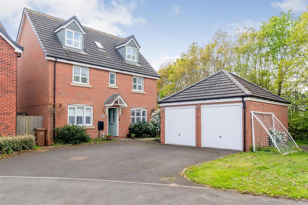 Pardoe Drive, Pershore 5 bed house for sale £500,000