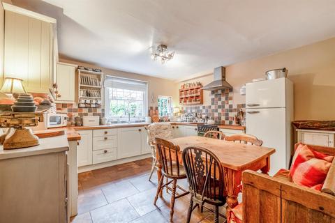 4 bedroom house for sale, High Street, Pershore