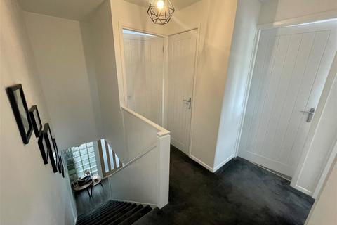 13 Maple Springs, Waltham Abbey, EN9 3LW