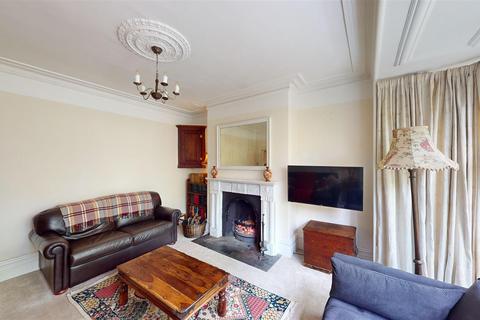 6 bedroom terraced house for sale, Park Avenue, Gargrave Road, Skipton