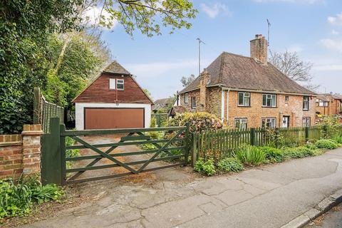 5 bedroom semi-detached house for sale, The Street, Kennington, Ashford TN24