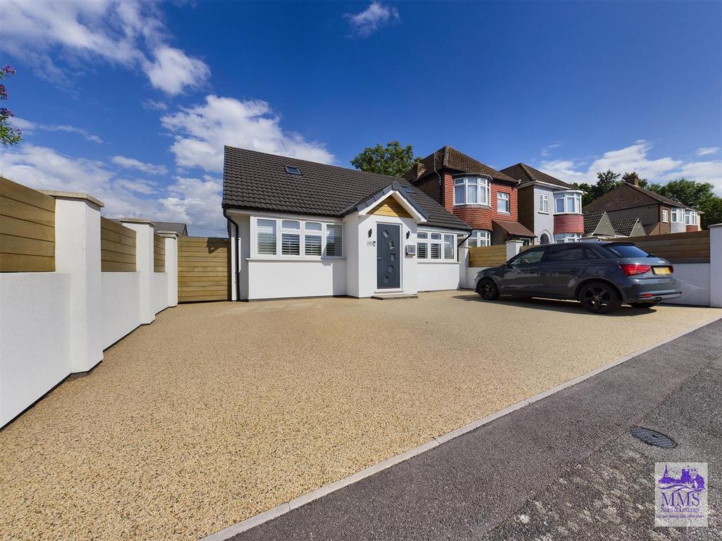 Maidstone Road, Blue Bell Hill 4 bed detached bungalow for sale £500,000