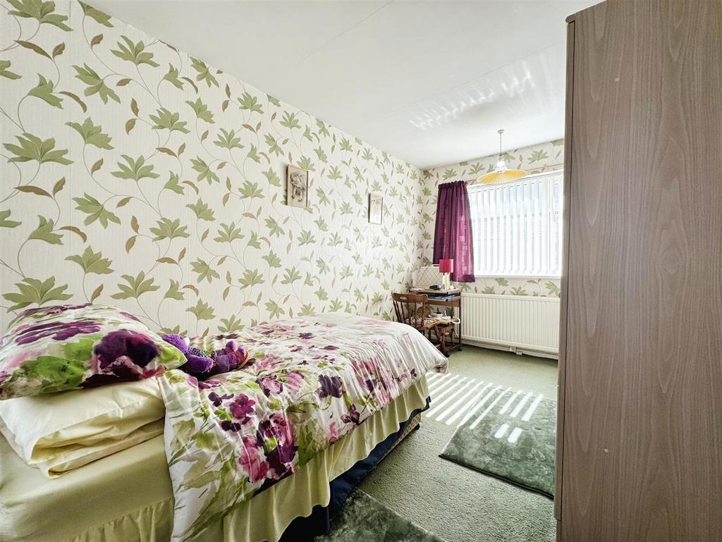Bedroom 3 (2)