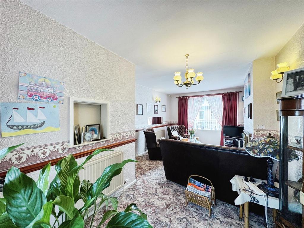 Living room (2)