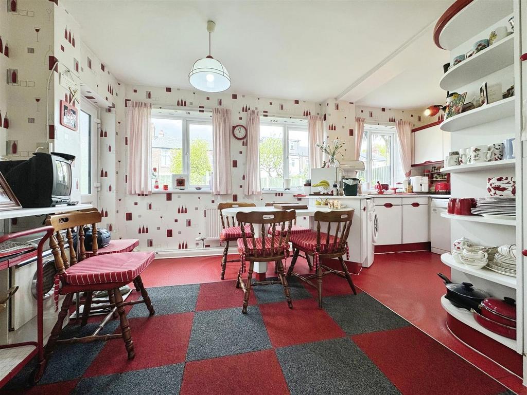 Kitchen diner