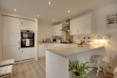 20 Cape Drive, Anlaby, Hull, HU10 7FP