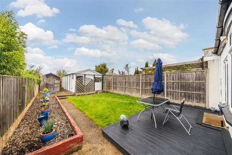 12 Wolsey Drive, Kingston Upon Thames, KT2 5DN
