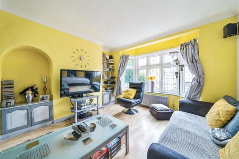 12 Wolsey Drive, Kingston Upon Thames, KT2 5DN